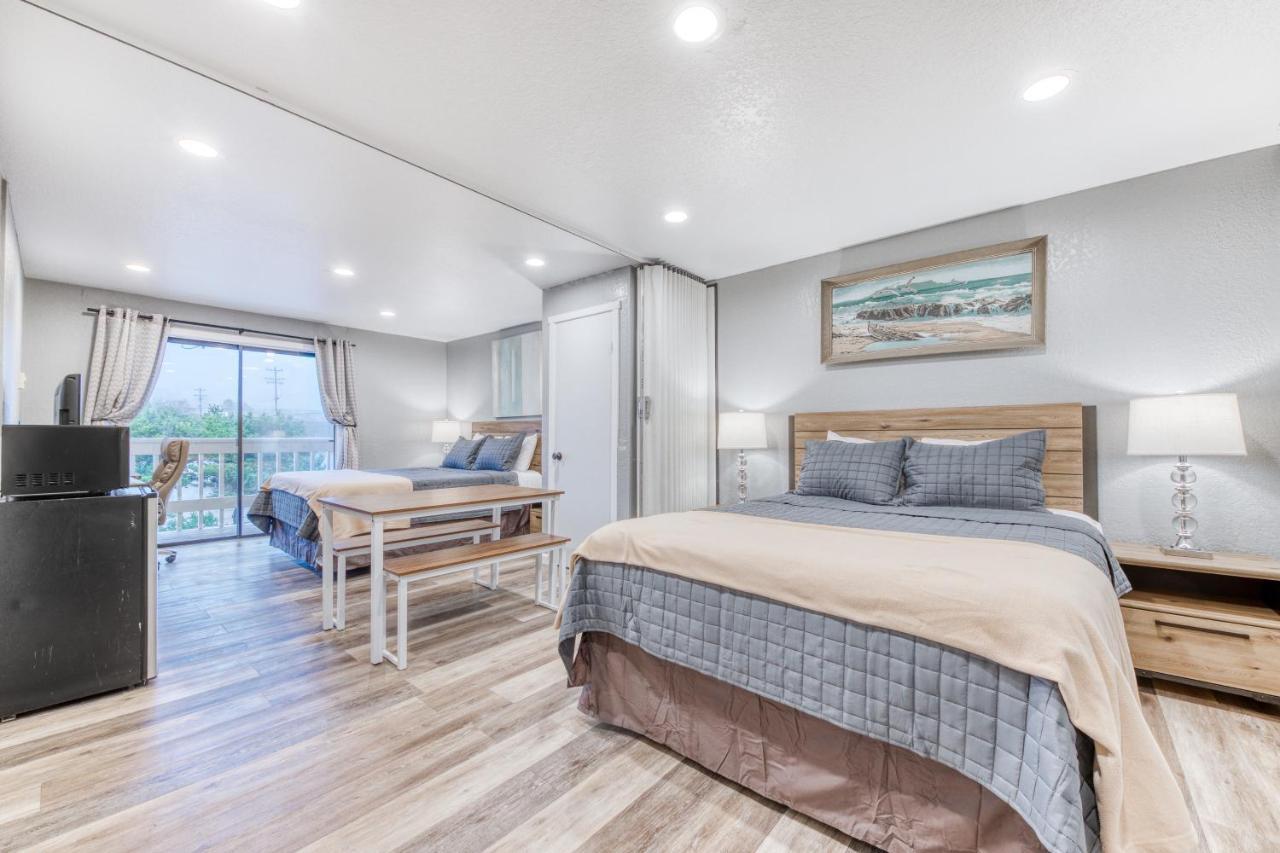 Sea Treasures Inn #211 & #212 洛克威海滩 外观 照片
